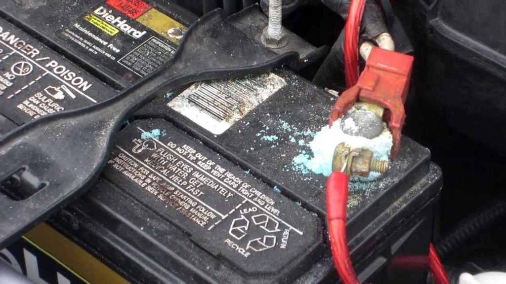 How to spot a dying car battery